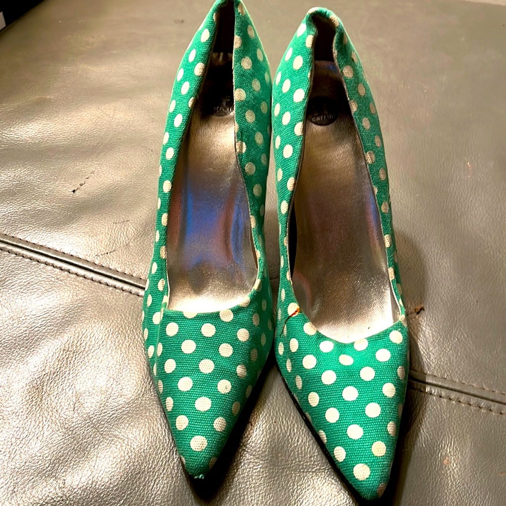 Green polka dot heels